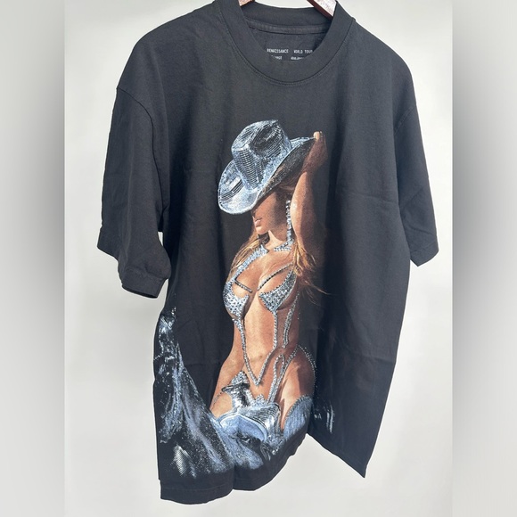 Beyonce Unisex-Adult Standard Official Renaissance World Tour Merch - Picture 1 of 5